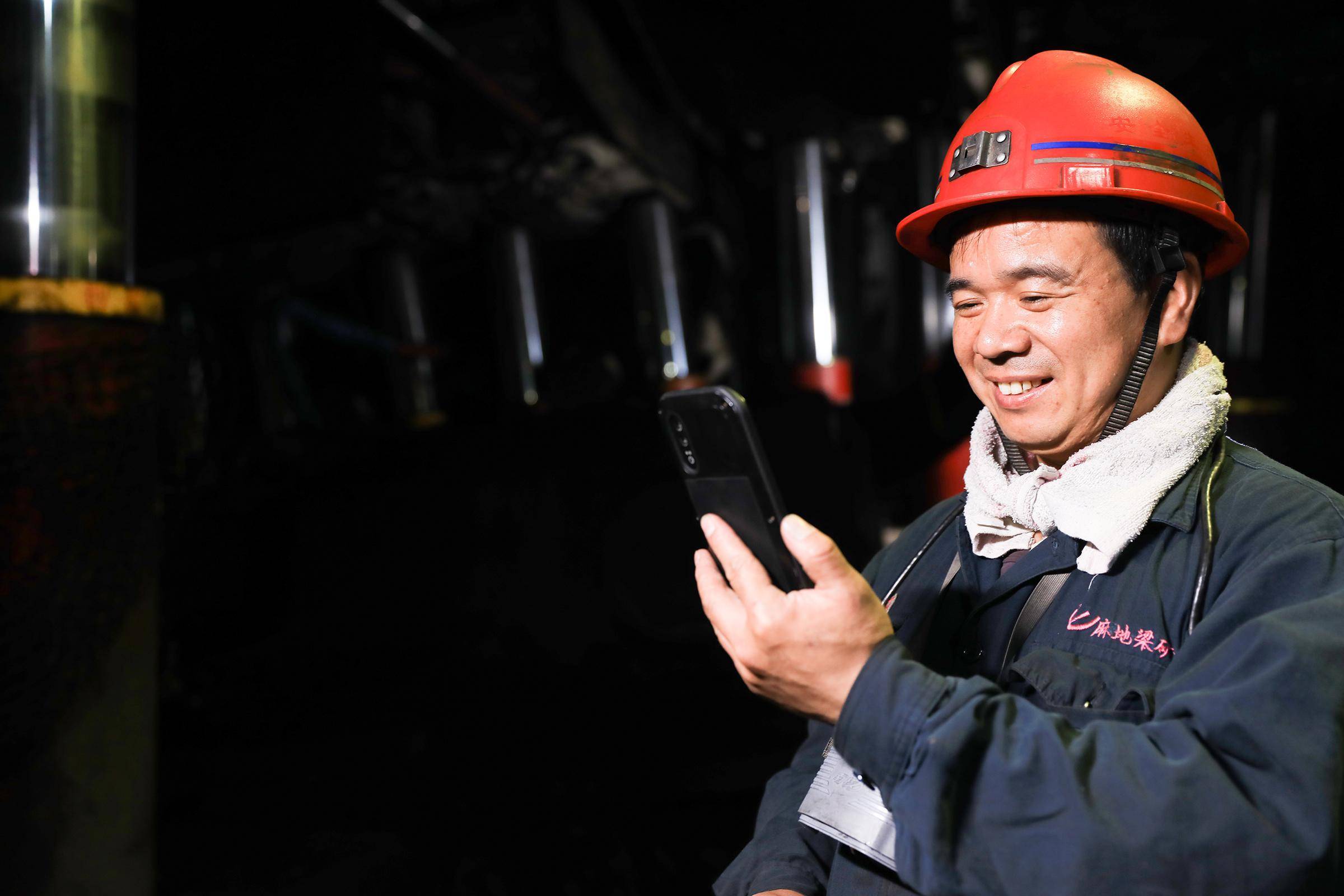 亮道智能与行深智能签署战略合作，推动动侧向激光雷达在无人车量产落地