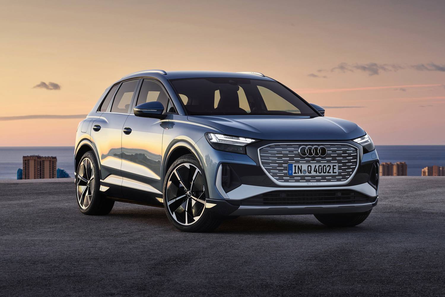 调查丨价格真被“打下来了”，BBA新能源车型打六折成常态