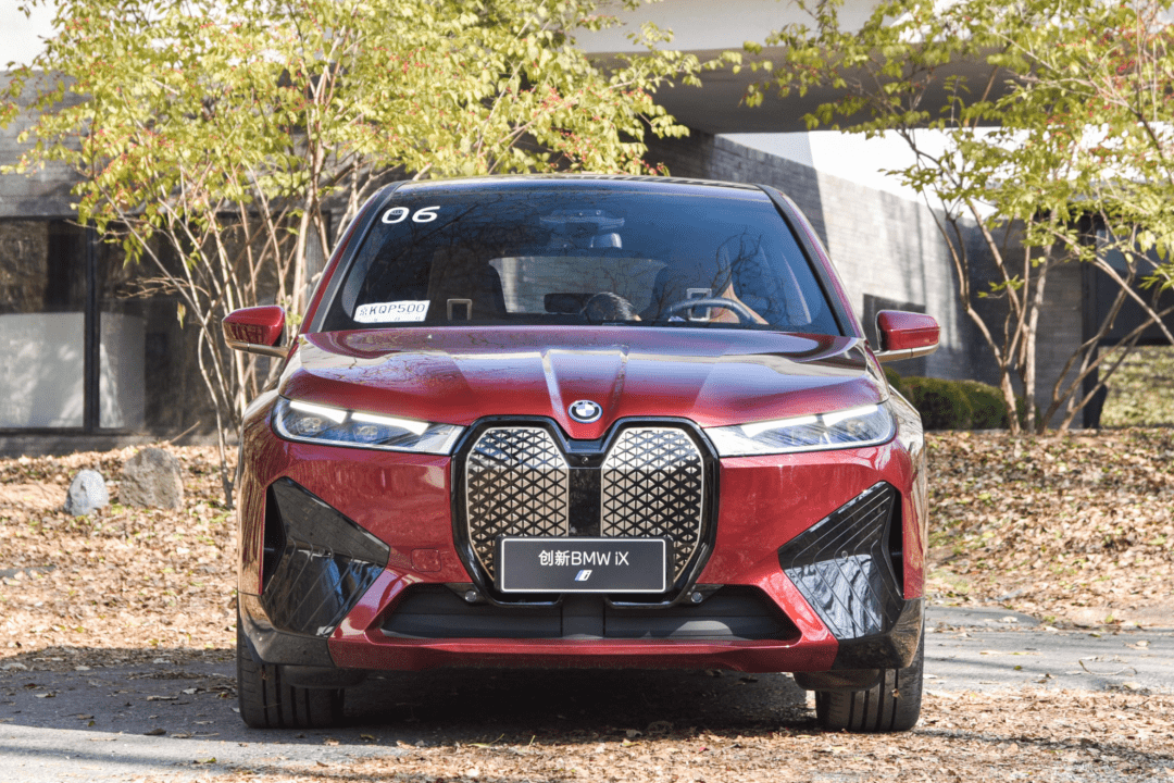 有望2026年发布 全新宝马iX5谍照曝光