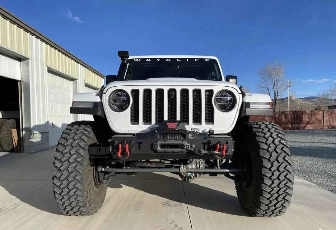 售价48.99万元起 Jeep角斗士改装版车型上市