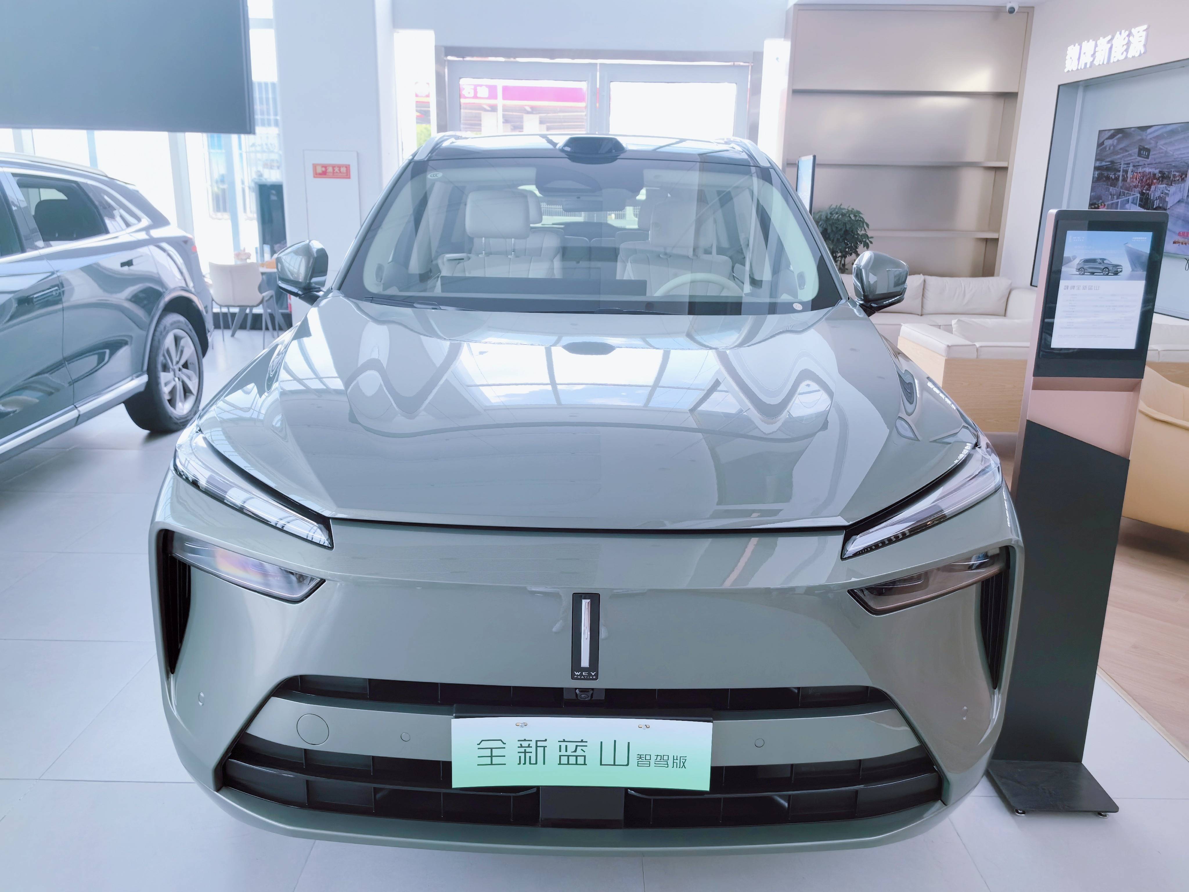 魏牌全新蓝山第10000辆正式下线