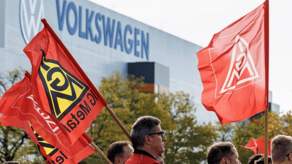 近10万名工人加入大众汽车集团罢工潮