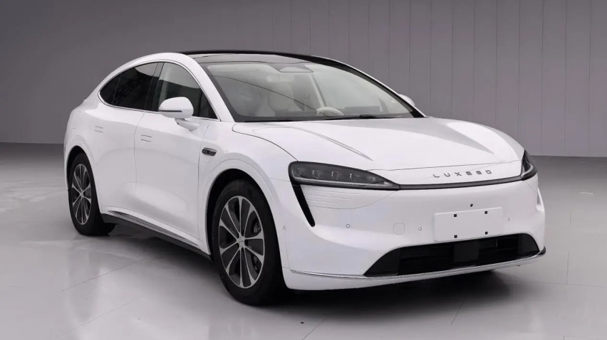 取消激光雷达 新智界R7四驱版申报图曝光