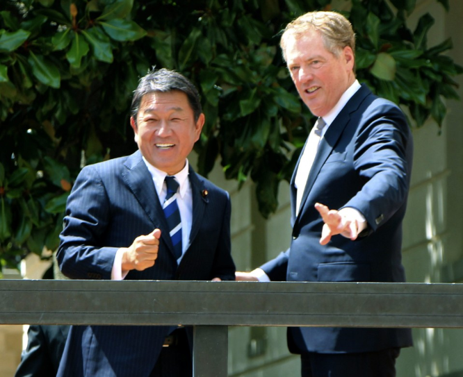 日本将与特朗普洽谈削减汽车关税