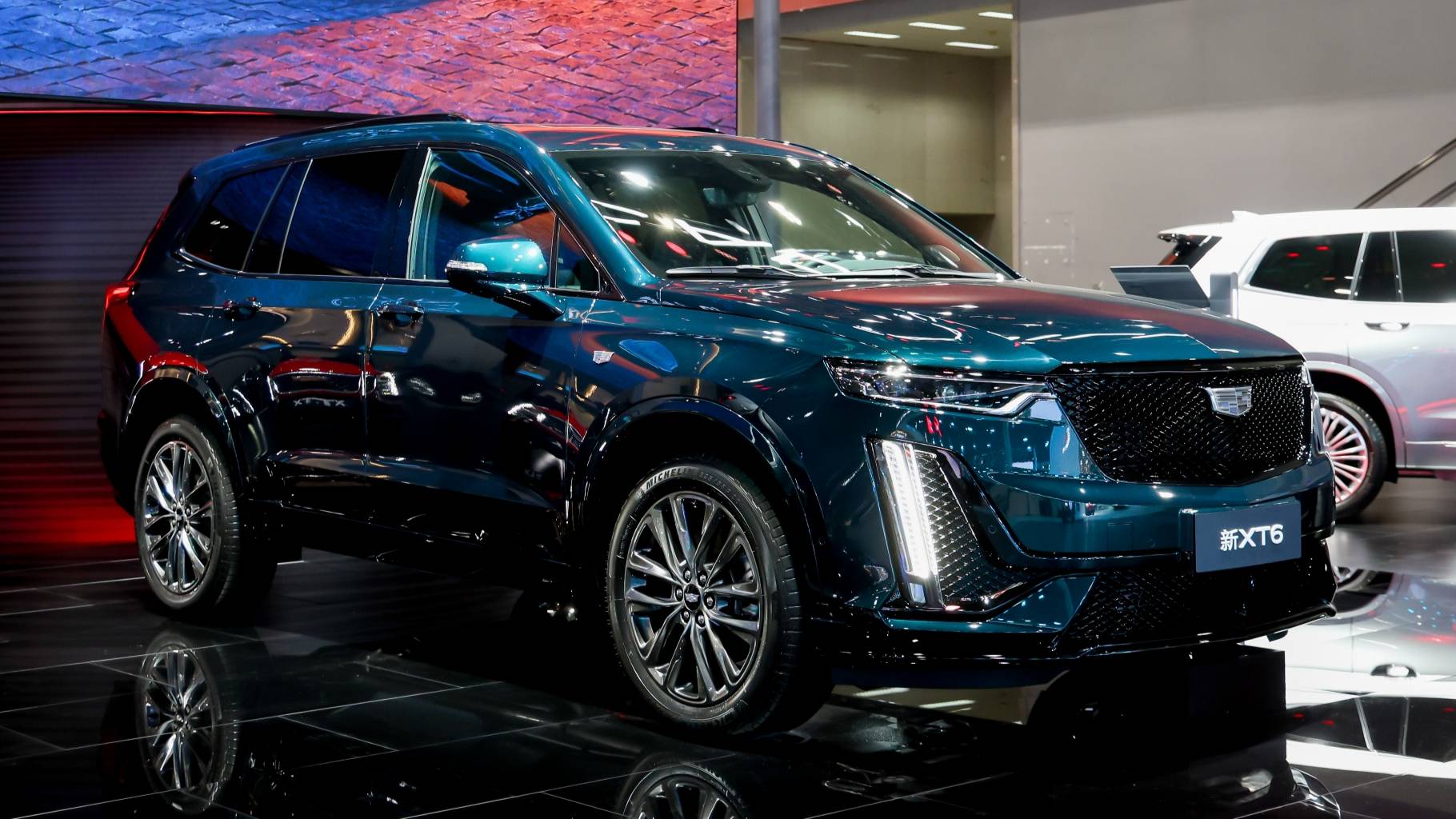 限时一口价34.99万元起，凯迪拉克XT6正式上市