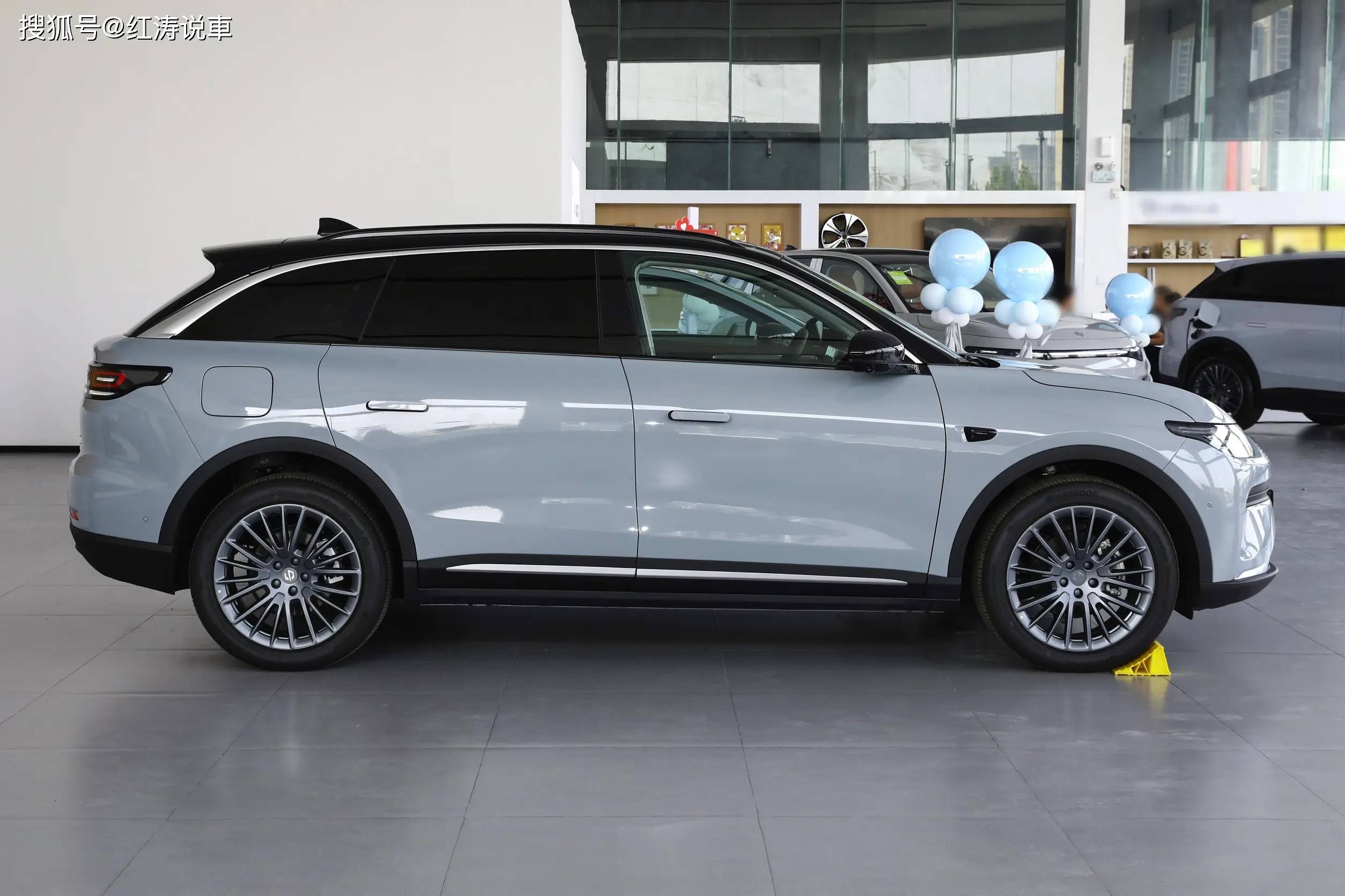 CES 2025：零跑B10将搭载高通第四代骁龙®座舱平台和骁龙®智驾平台