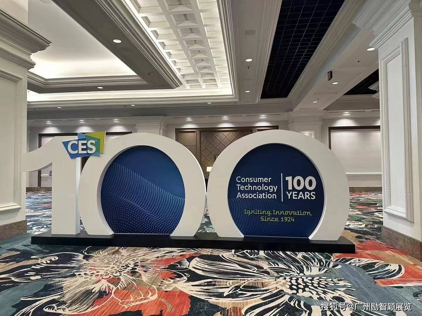 CES 2025：Strutt推出下一代个人智能交通工具