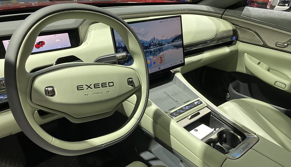 综合续航1500km 星纪元ES增程版年内上市